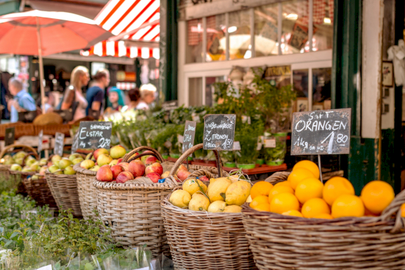 Vegetables and fruits at the Viktualienmarkt