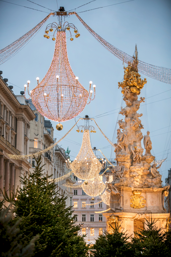 Christmas lights: On Graben Copyright: © WienTourismus/Christian Stemper
